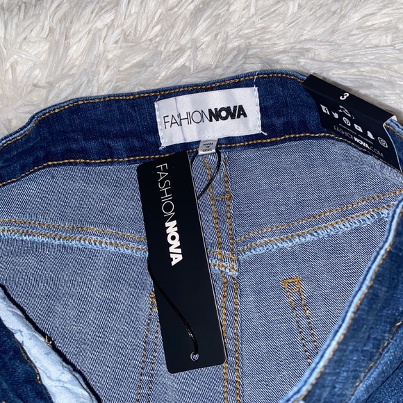 Fashion Nova Rise & Grind Shorts - Picture 3 of 10